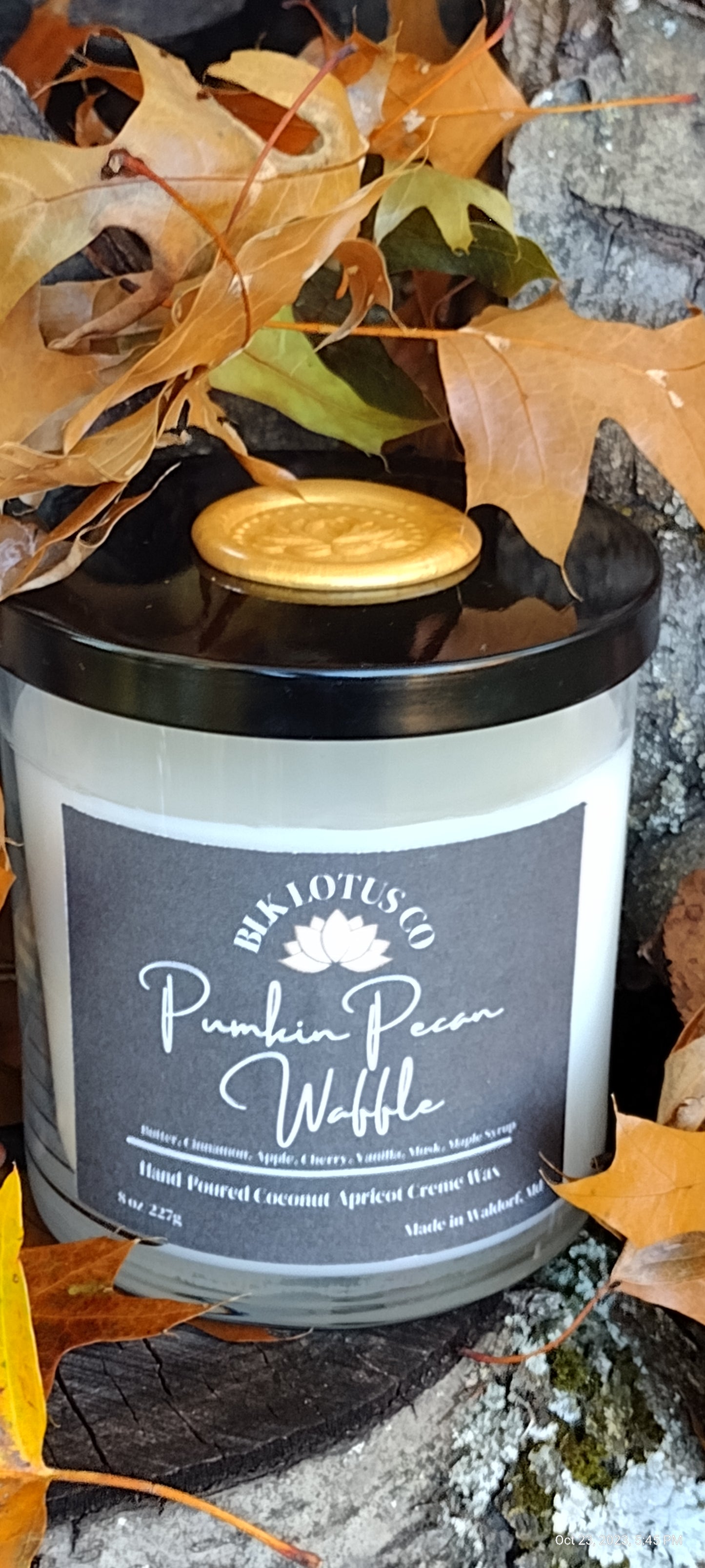 Blk Lotus Co 8oz Pumpkin Pecan Waffle Delight: Hand-Poured Luxury Candle