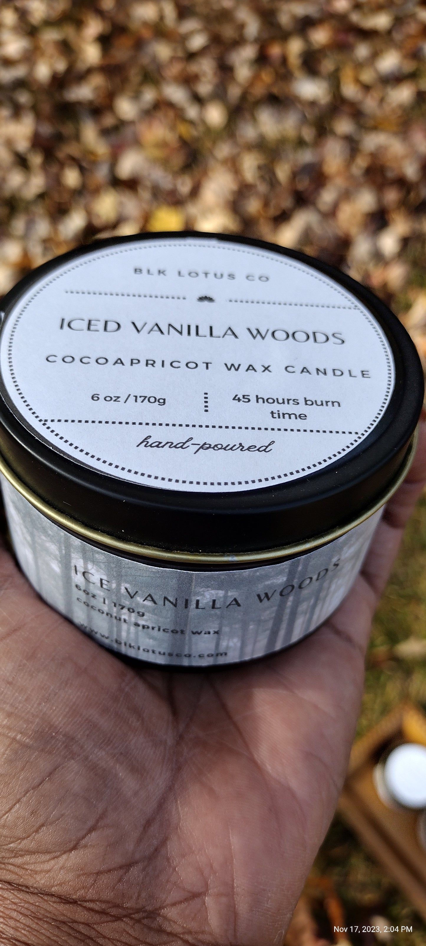 Ice Vanilla Woods: 6 oz Black Matte Tin Coco Apricot Wax Candle