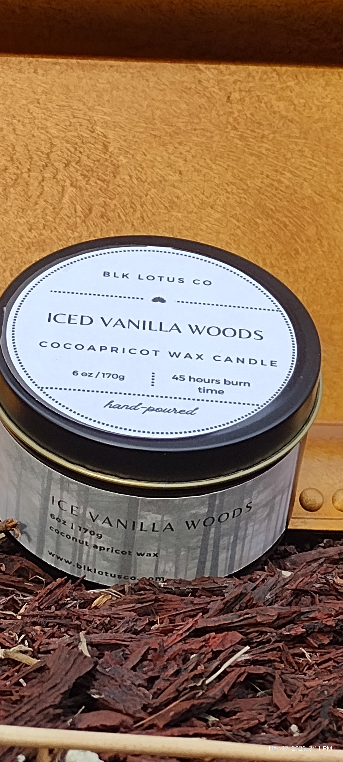 Ice Vanilla Woods: 6 oz Black Matte Tin Coco Apricot Wax Candle